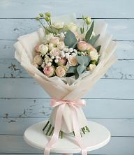 Букет цветов из:  Розы и Лизиантусы в Колодезном