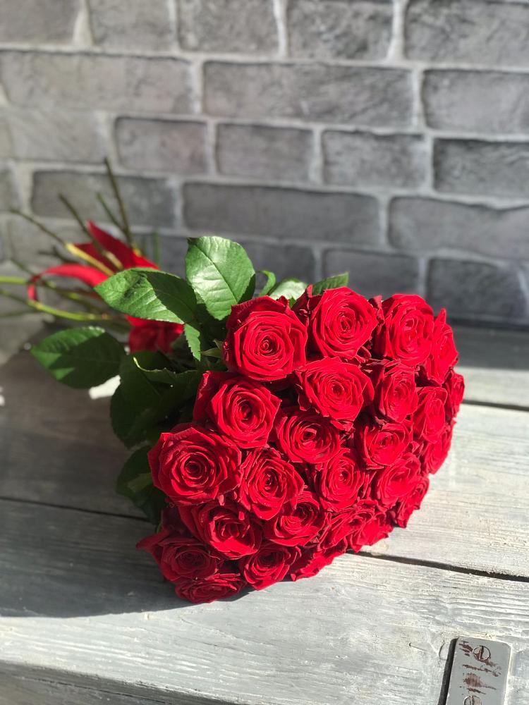 Букет Красные розы Фридом в Колодезном