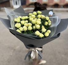 Букет Белые кустовые розы Солинеро в Колодезном