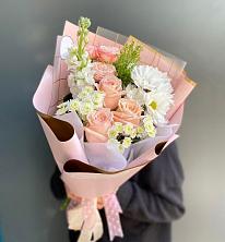 Букет цветов из:  Хризантемы и Розы в Колодезном