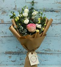 Букет цветов из:  Розы и Лизиантусы в Колодезном