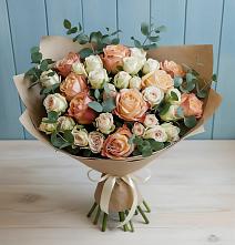 Букет цветов из:  Альстромерии и Розы в Колодезном