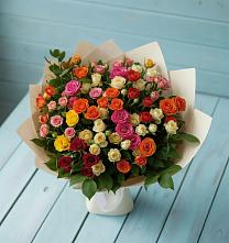 Букет Микс из разноцветных кустовых роз в Колодезном